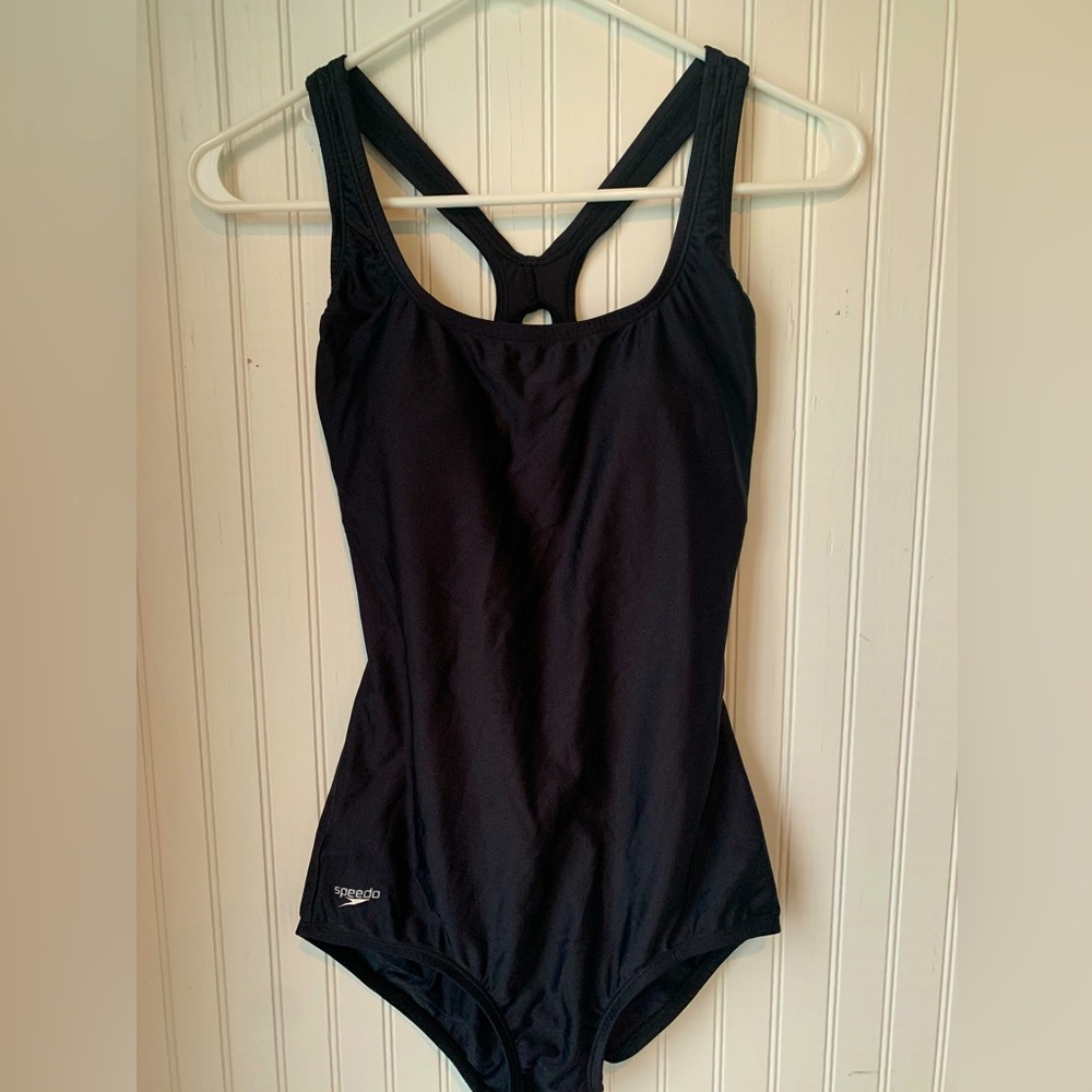 Speedo (Size 10) Black Ombré Ultraback 1 Piece Swimsuit; Bust 39; Waist 31 con’t